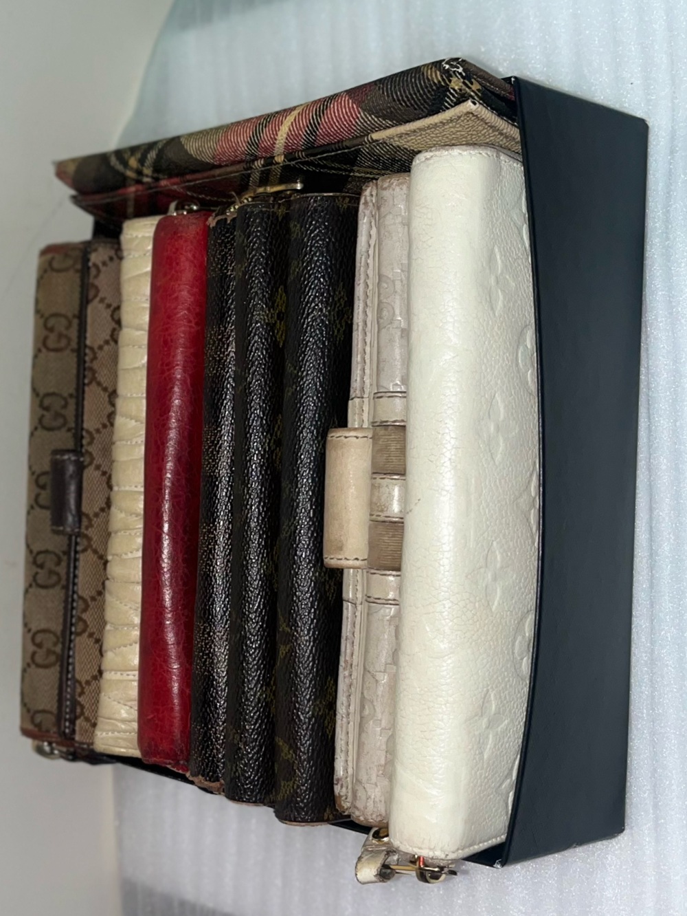AUTHENTIC vintage WALLET BUNDLE! GUCCI,LOUIS VUITTON, Vivienne Westwood, - Picture 10 of 10